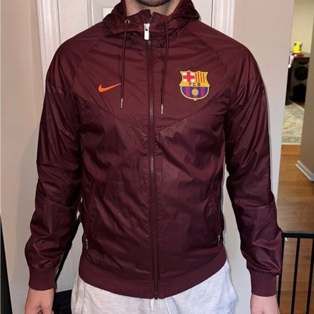Nike Vintage Rare FCB Windrunner Jacket Glanz Nylon Barcelona Maroon Sml